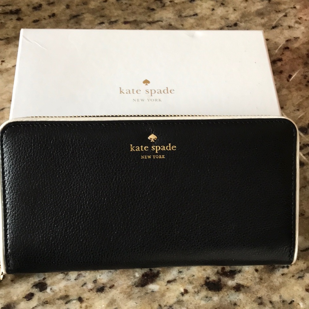 Kate Spade wallet